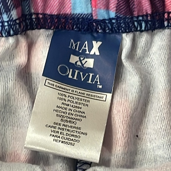 Max & Olivia Little Girls 3 Piece Top Pajama and Socks Set - Picture 9 of 9